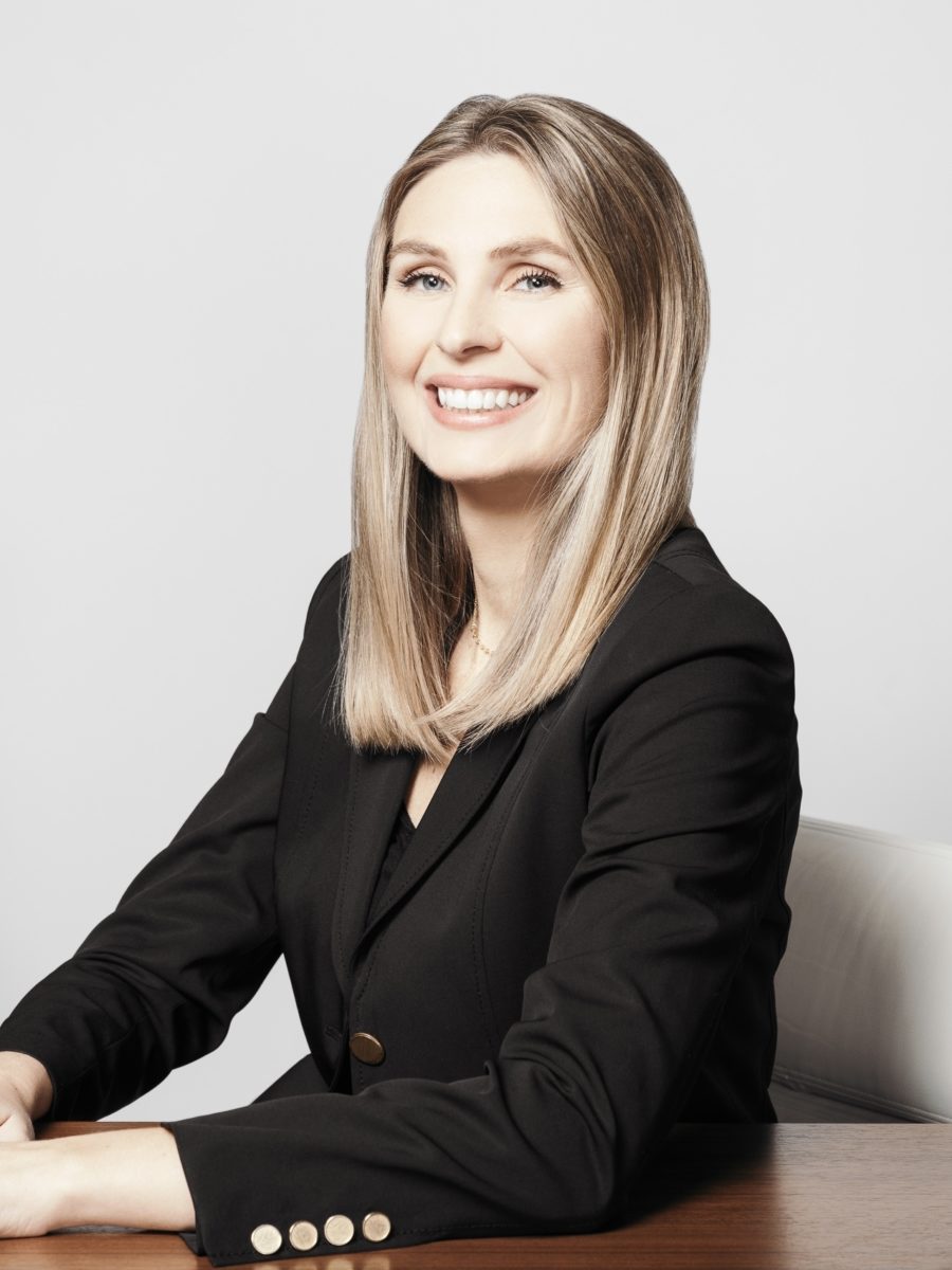 Headshot of Ashley Winstead