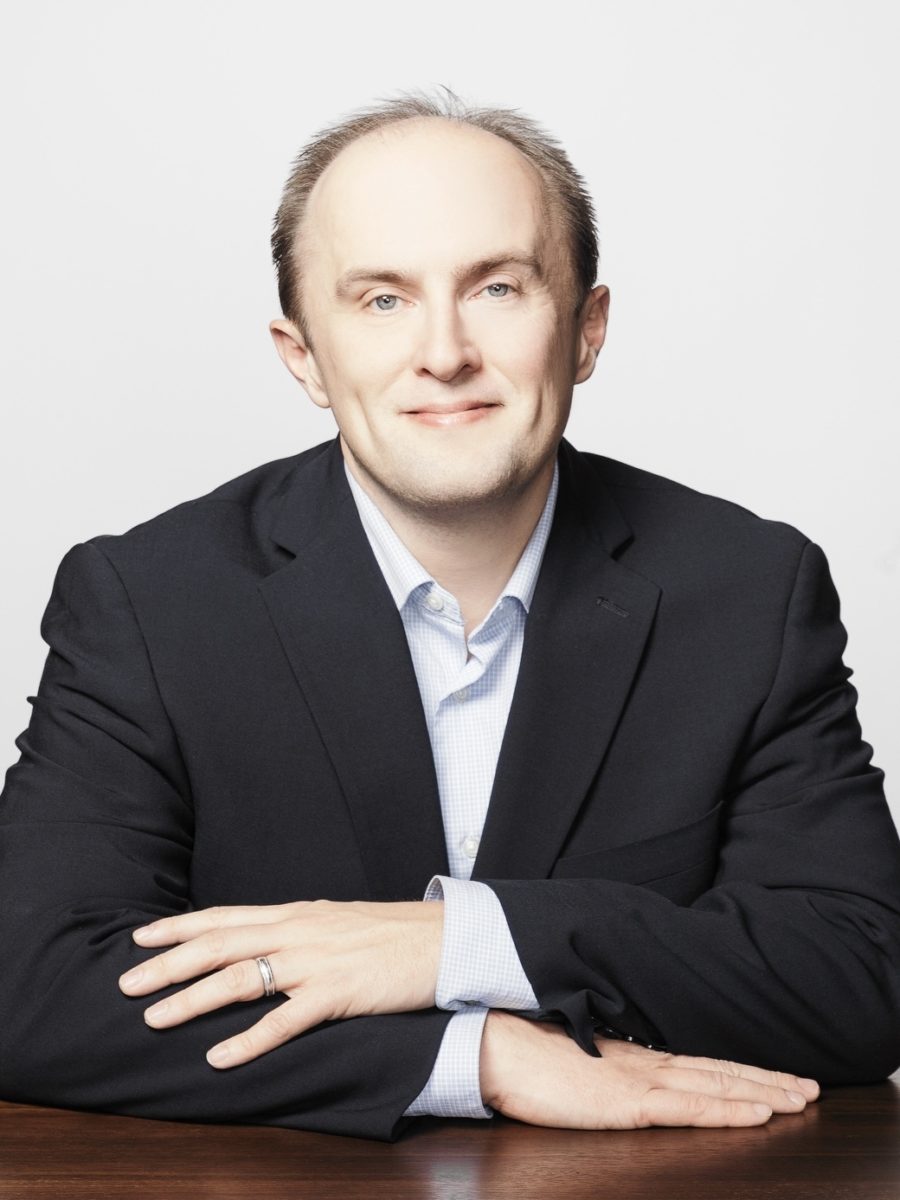 Headshot of David Anderson